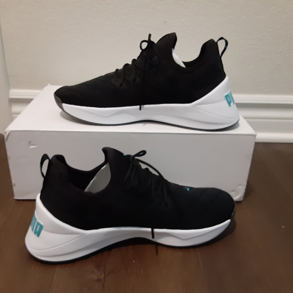 Puma - Picture 4 of 5